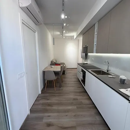 아파트 Ad Homesbt